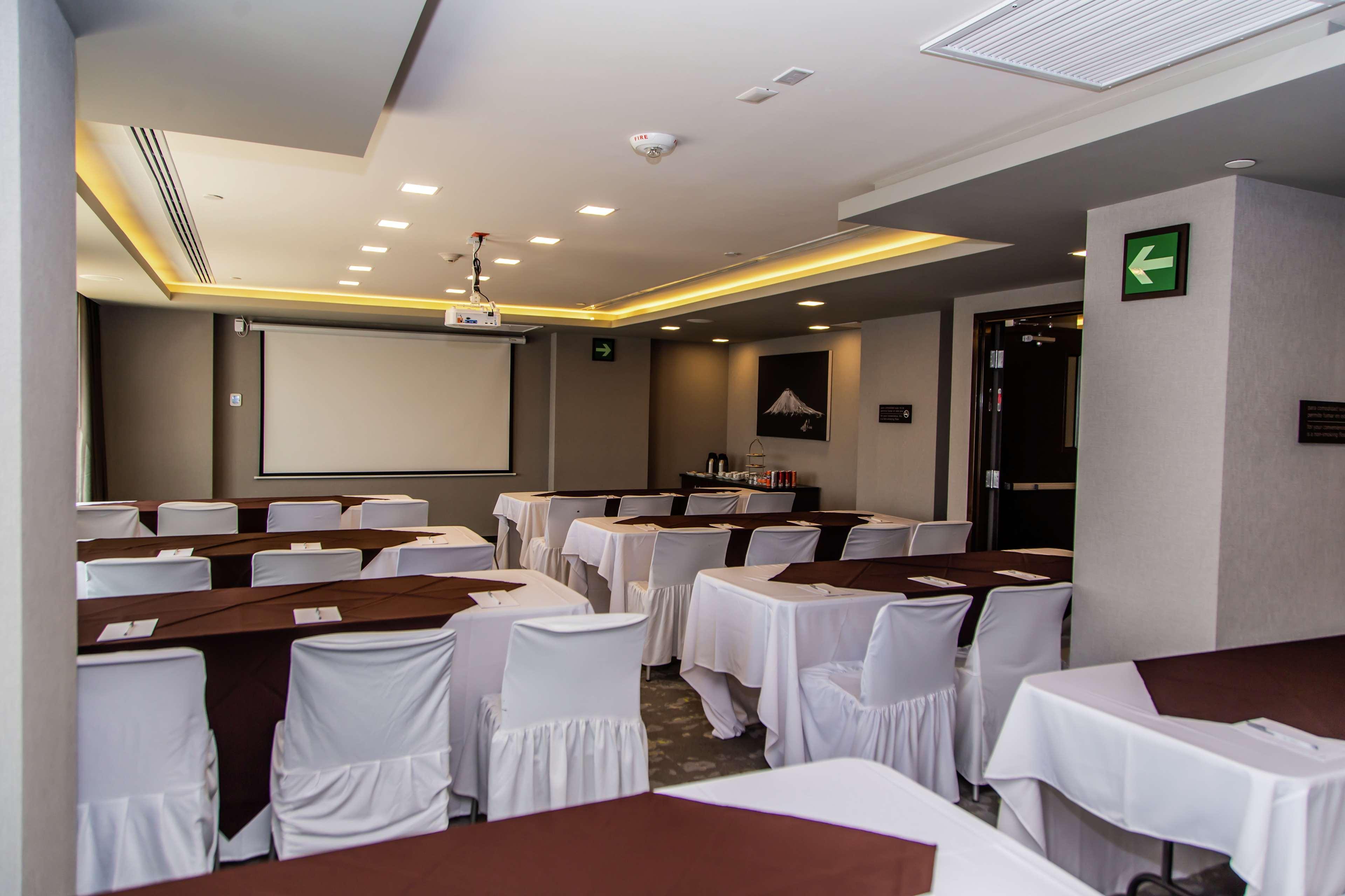 Hampton Inn & Suites By Hilton Puebla de Zaragoza Esterno foto