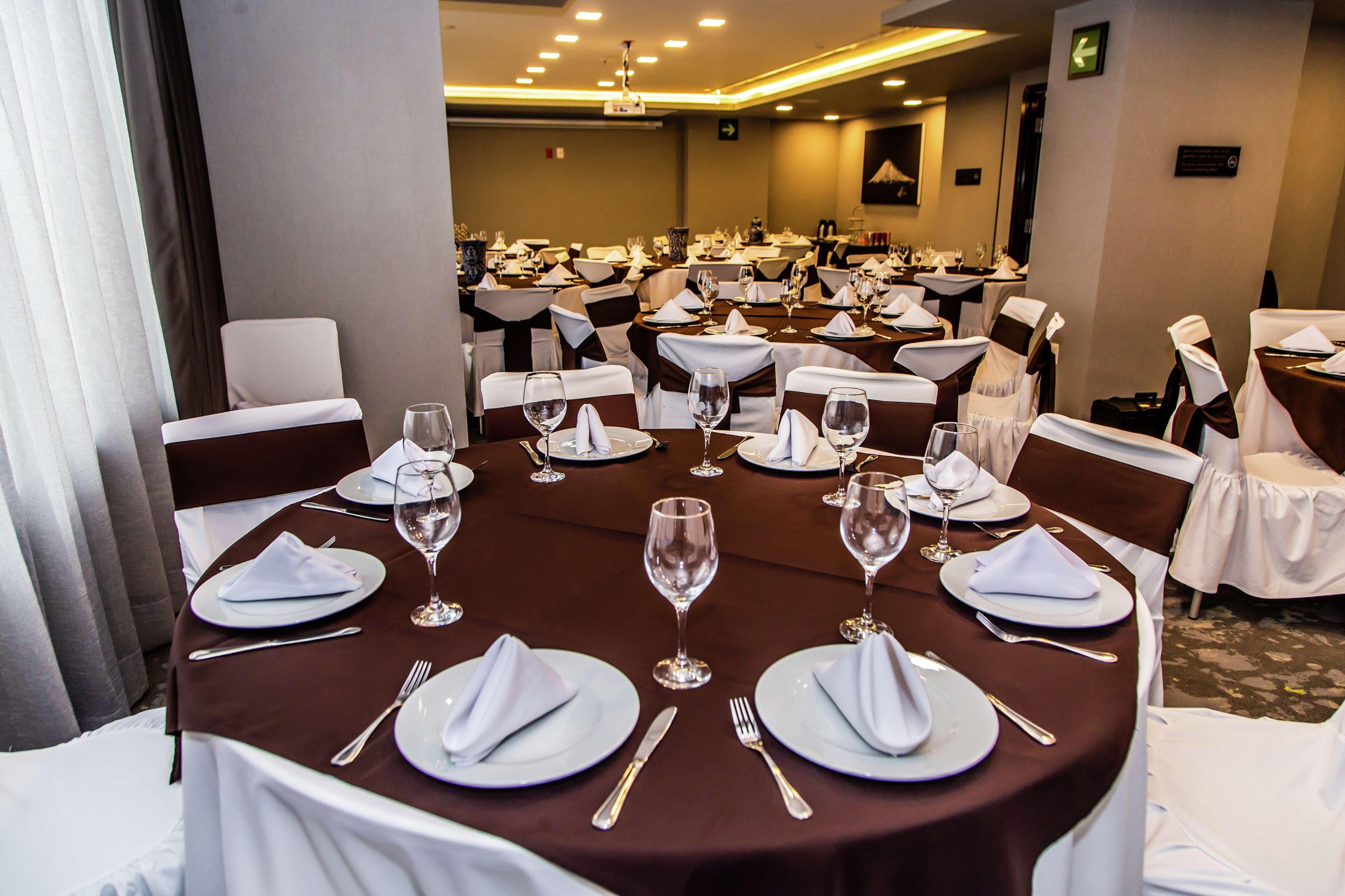 Hampton Inn & Suites By Hilton Puebla de Zaragoza Esterno foto