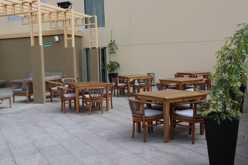 Hampton Inn & Suites By Hilton Puebla de Zaragoza Esterno foto